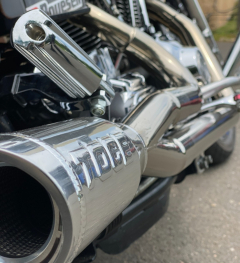 The Perpetrator 2 to 1 Full Exhaust System - Harley Davidson Dyna 