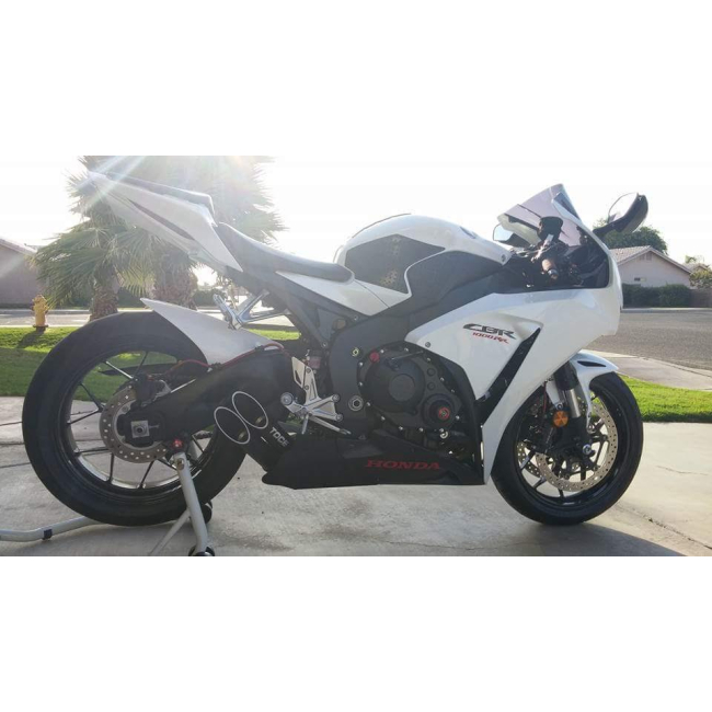 CBR1000RR TOCE Performanceスリップオン　08-11 Honda CBR1000RR (08-11) T-Slash Slip-On Exhaust