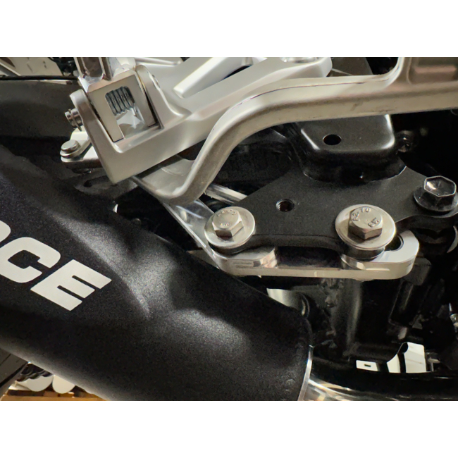 Suzuki GSX-8R / 8S Replacement Components