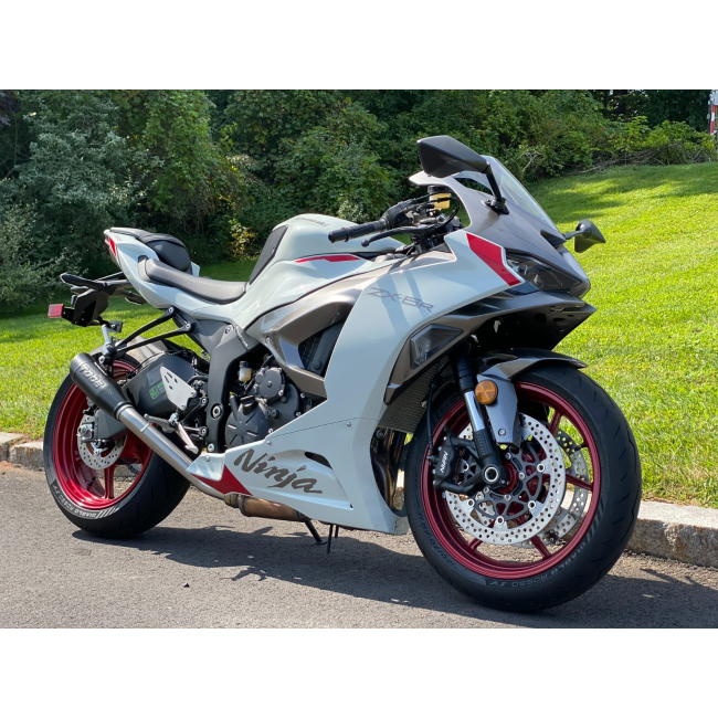 Visor Tip Slip-On - Kawasaki ZX6R / 636 (23-24)