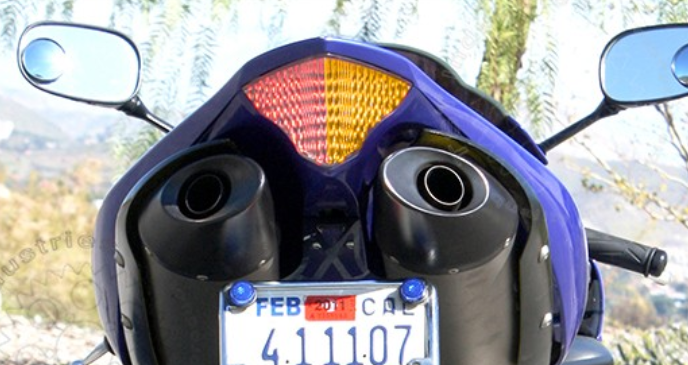YZF-R1 Blaster-X Integrated Tail Light Programmable Ultra-Bright R1 Yamaha 04-06